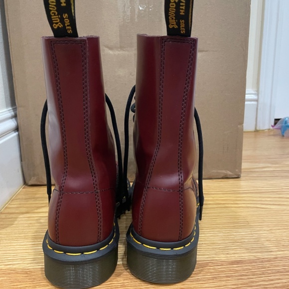 Dr. Martens Burgundy 1460 Smooth Leather Lace Up Boots - Picture 3 of 7